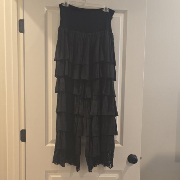 Lady Noiz Black Tiered High-Low Pants - Picture 1 of 1